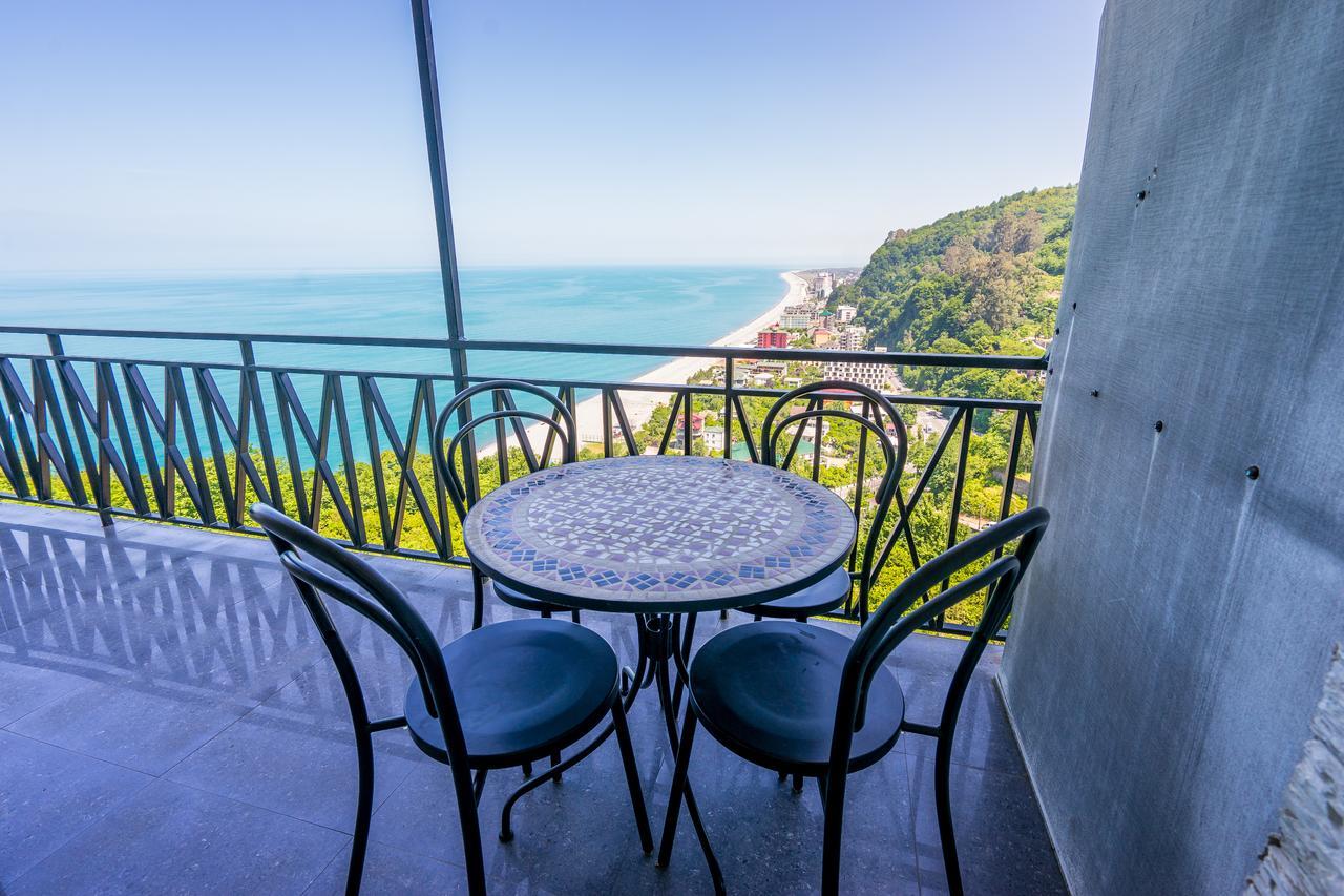 Aniva The Hotel Batumi Eksteriør billede
