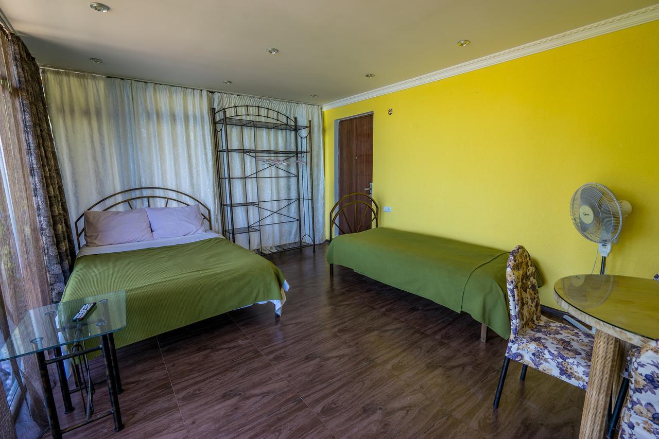 Aniva The Hotel Batumi Eksteriør billede