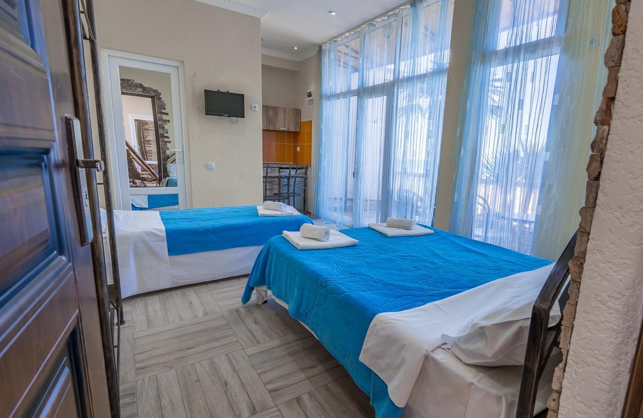 Aniva The Hotel Batumi Eksteriør billede