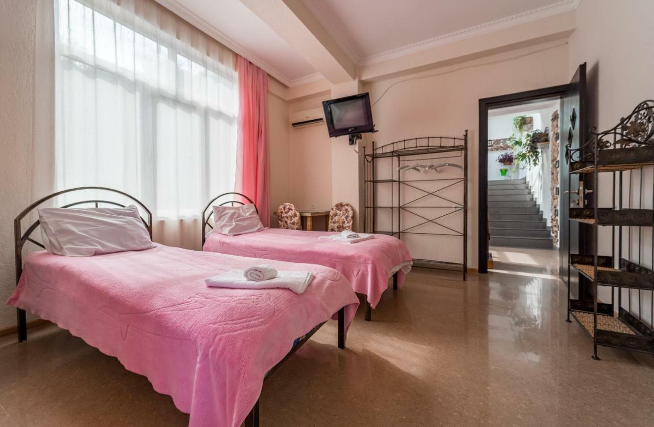 Aniva The Hotel Batumi Eksteriør billede